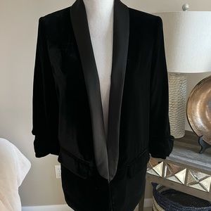 Black Tape Velvet Tuxedo Blazer med